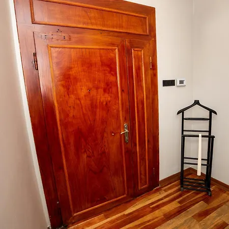 아파트 Taksim Flat *